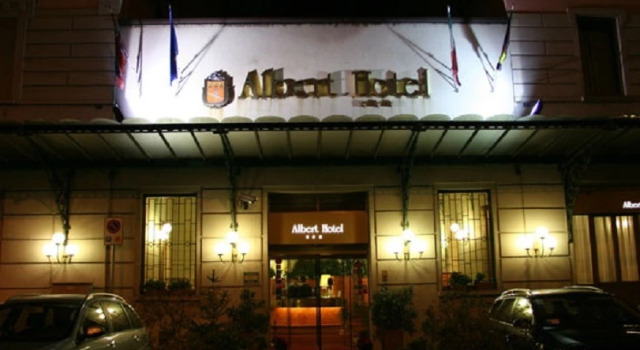 Номер Standard Albert Hotel