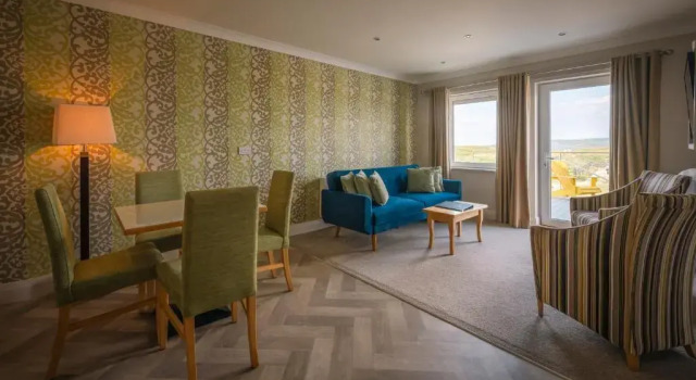 Полулюкс Connemara Sands Hotel & Spa