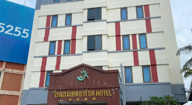 SR Hotel, Забронировать Отель Moo 4 