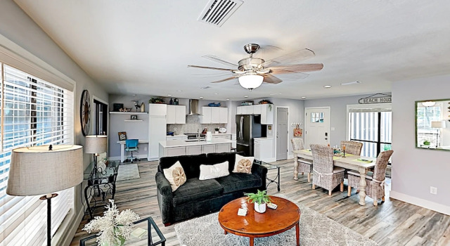 Luxe Gem W/ Golf Cart & Two Bikes As Of August 1st 2 Bedroom Home, 预订 酒店 米拉马海滩 Emerald Coast