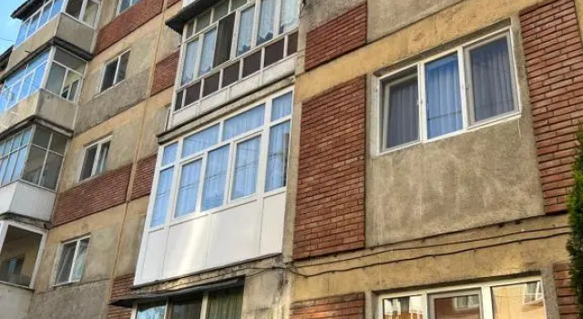 Borșa ApartHotel 4, Rezerwuj Apartament Hotele w Carpathians - Romania z parkingiem, Parking