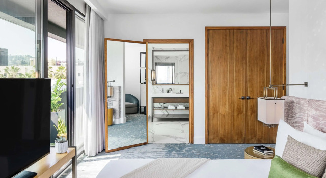 Двухместный люкс Platinum c 1 комнатой с балконом Dream Hollywood, by Hyatt