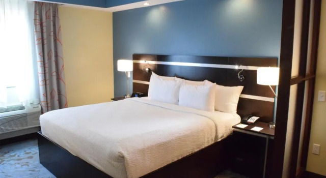 Студия Fairfield Inn & Suites Houston-North Spring