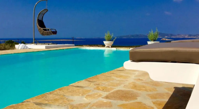 Вилла с 2 комнатами с видом на море Paros Afrodite Luxury Villas