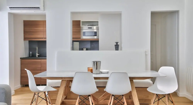 69 - Authentic Parisian Home, Забронировать Отель 3-й округ: Маре Париж, рядом с Станция метро Rambuteau