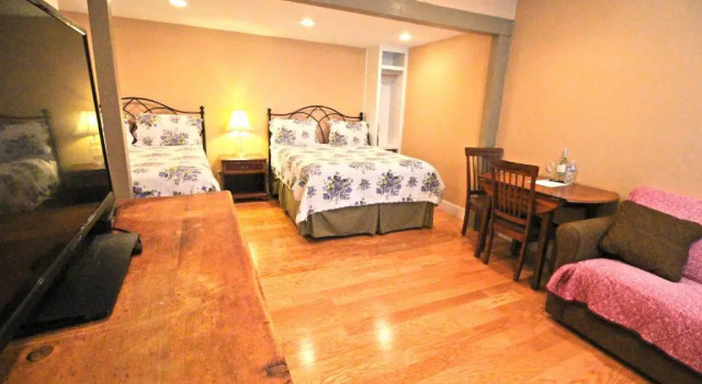 Двухместный номер Standard Peach Tree Inn & Suites