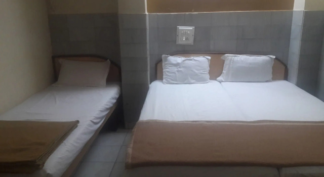 Hotel Suvidha, Rezerwuj Hotel Hotele w Gujarat ze śniadaniem, Śniadanie