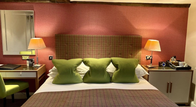 Двухместный номер Standard Langshott Manor - Luxury Hotel Gatwick