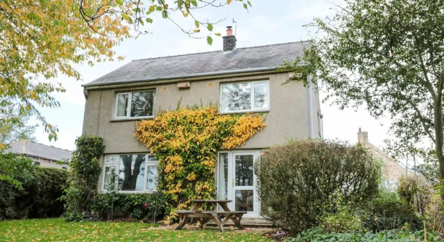 East Cottage, Забронировать Дом для отпуска Отели Шотландских границ с парковкой, Парковка