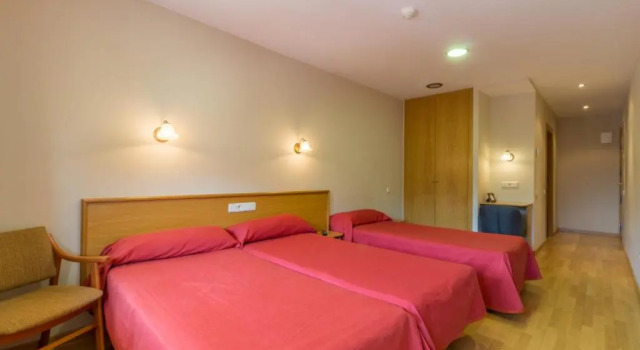 Трёхместный номер Standard Hotel Costa