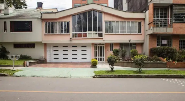 Touristic House, Boek Pension Gastenverblijven in Bogota, Pension