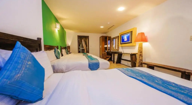 Семейный номер Deluxe Seasons Bali Fashion Inn