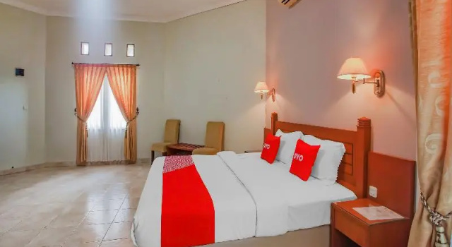 Двухместный люкс Collection O 89999 Hotel Bumi Kedaton Resort