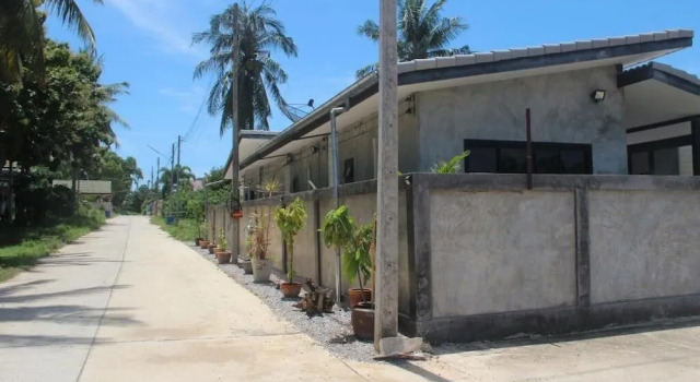 The Beach House Bungalows