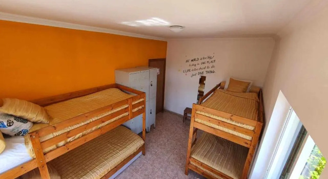 Кровать в общем номере Hostel Zabava