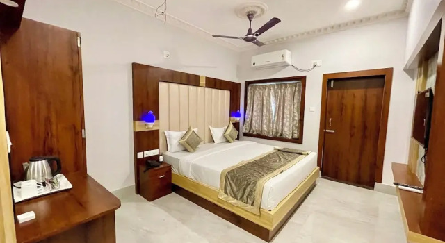 Номер Deluxe Hotel A One Lagoon - Puri near Sea Beach