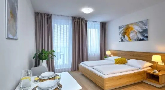 Студия CityWest Apartments