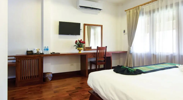 Двухместный номер Deluxe с балконом Villa Chitdara