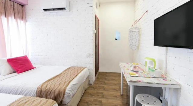 Camera quadrupla Standard M Motel Meru
