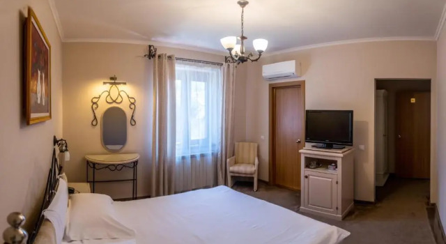 Camera Economy The Elite - Oradeas Legendary Hotel