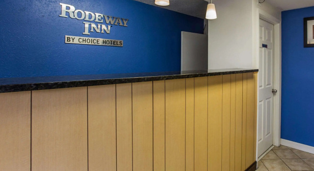 Rodeway Inn Charlotte Downtown, 예약 호텔 샬롯 노스 캐롤라이나