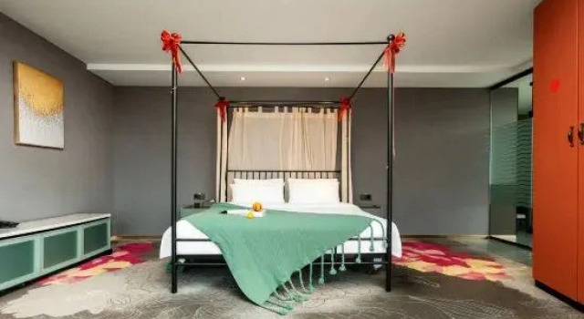 Люкс Deluxe Jinyi Hotel (Zhengzhou High-tech Vanke Plaza & Zhengzhou University Branch)