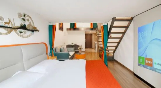 Люкс Luxury Wheat High-altitude Scenic Full Suite Homestay (Chengdu Jinniu Wanda Plaza)