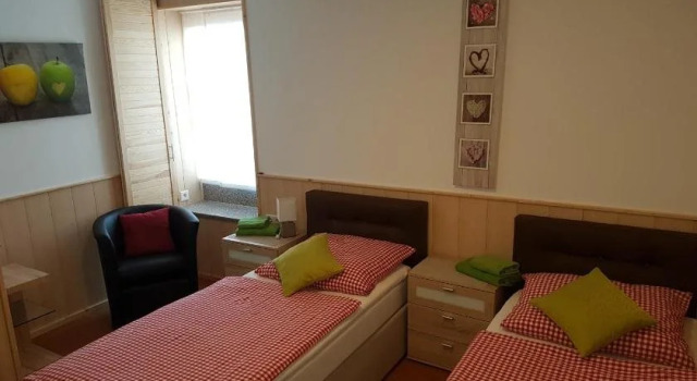 Pension Maintal Ebelsbach, Забронировать Отель Отели Нижней Франкония 3 звезды, 3*