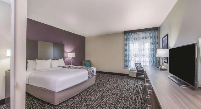 Двухместный номер Standard La Quinta Inn & Suites by Wyndham Enid