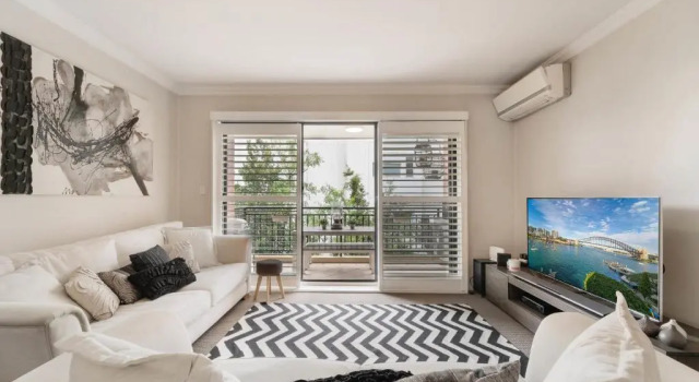 Апартаменты Walk to Coogee Beach Apartment Retreat