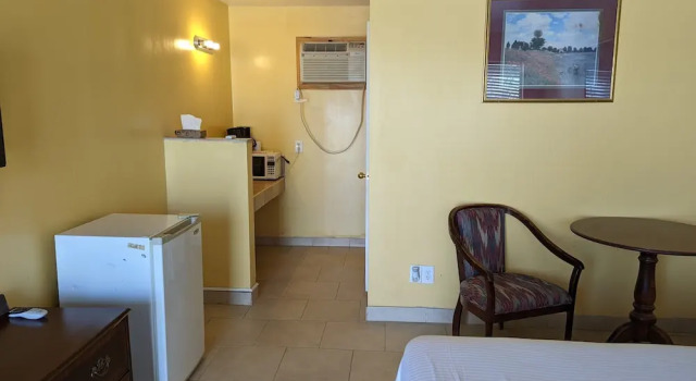 Номер Economy Canadian Inn