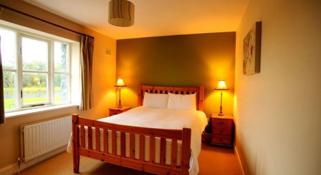 Bunratty West No 40023, Book Hotel Hoteller i Bunratty med parkering, Parkering