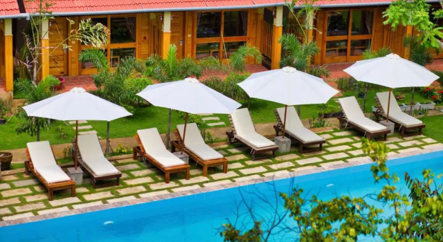 Трёхместный номер Superior Azura Resort Phu Quoc