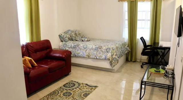 Студия Standard c 1 комнатой с видом на внутренний двор Blue Star Apartments & Hotel