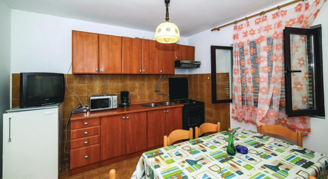 Beautiful Home in Marina With Wifi and 3 Bedrooms