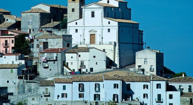 Palazzo Pulieri, Reservar Hotel Altino Abruzos