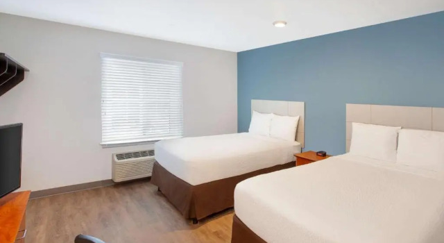 Четырёхместный номер Standard WoodSpring Suites Pharr