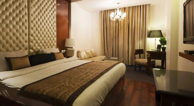 Hotel Aura - Near to New Delhi Railway Station