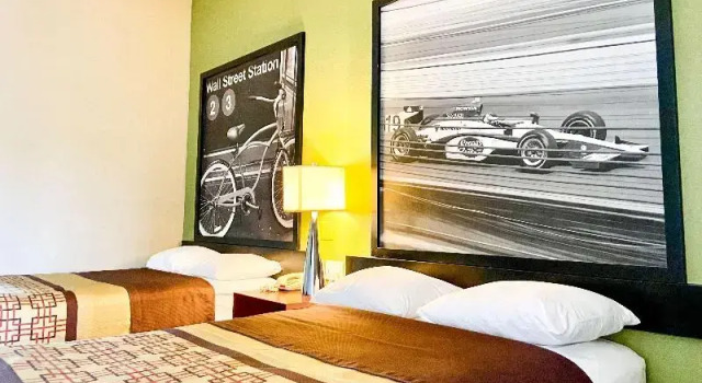 Четырёхместный номер Standard Super 8 by Wyndham Rocky Mount I-95 EXIT 145