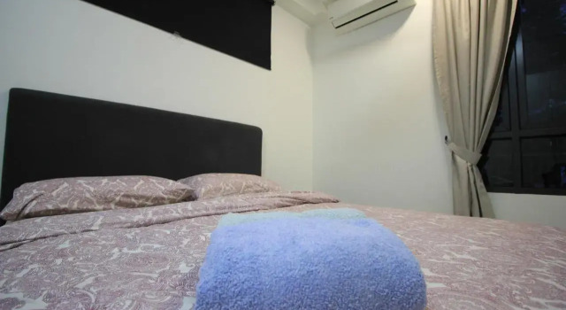 Carlos Apt 9am-5pm WorkFromHome 8Hours WiFi Netflix