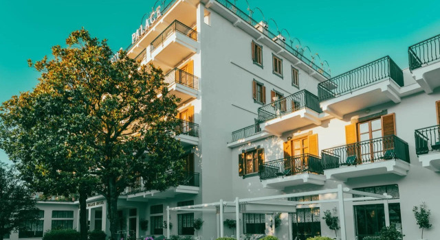 Majestic Palace Hotel