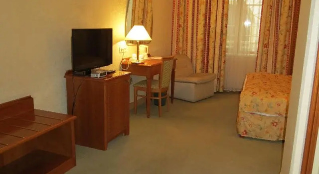 Standard dublă cameră Hotel Turist - City Center