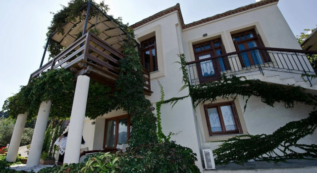 Stolios Skopelos - Terpsichore Split Level Nest