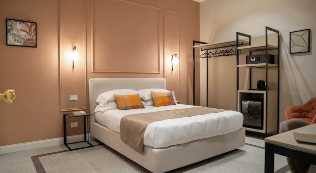 Monteroduni 22 - Chiaia Design Rooms, Buchen Sie Boutique Chiaia Neapel, in der Nähe von Castel Sant’Elmo