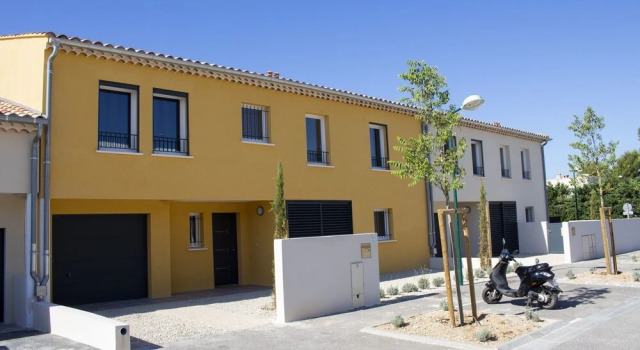 BASTIDE 7, Забронировать Отель Ла-Фар-лез-Оливье Альпы
