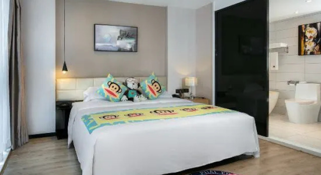 Люкс Shenzhen Hongdu Hotel