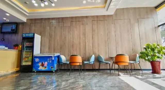 Eaka 365 Hotel Chain (Shijiazhuang People's Hospital Air Garden Store), Book Hotel Shijiazhuang Hebei