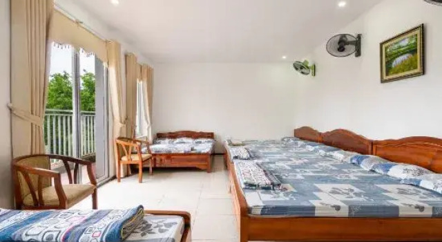 Кровать в общем номере Lumiere Family Retreat & Villas Ba Vi Hà Noi
