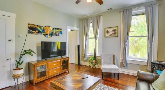 Апартаменты Central Location! Winter Retreat in Sackets Harbor