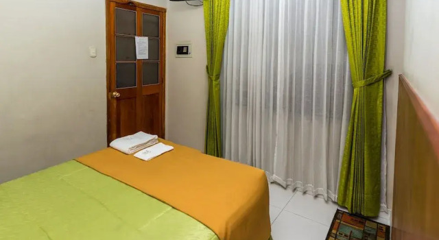 Hostal El Turista, Book Hotel 3-stjernede hoteller i Arequipa, 3*